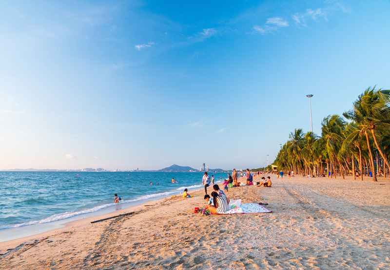 รวมที่เที่ยวในเมือง หาดบางแสน (จังหวัดชลบุรี) 2567 ที่ชีวิตต้องลองมาเที่ยวให้ได้!