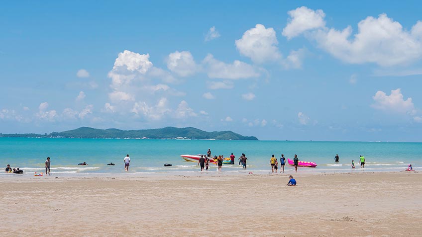 มุมถ่ายรูปที่ไม่ลับในเ หาดสวนสน (จังหวัดระยอง) 2567 1 วัน ฉ่ำๆ ฉบับคนมีวันหยุดน้อย