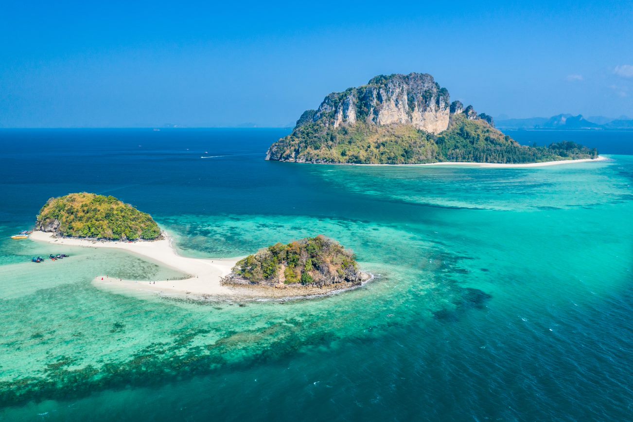 มุมถ่ายรูปที่ไม่ลับในเ หาดนพรัตน์ธารา (จังหวัดกระบี่) 2567 บรรยากาศน่าพักผ่อน เอาใจสายชิว