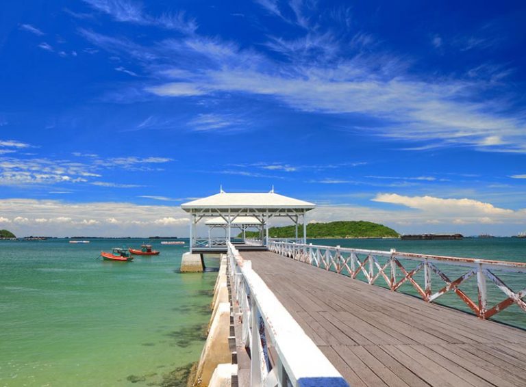 มุมถ่ายรูปที่ไม่ลับในเ เกาะสีชัง (จังหวัดชลบุรี) เมืองสวย ทะเลงาม เที่ยวได้ตลอดปี ไม่มีเบื่อ